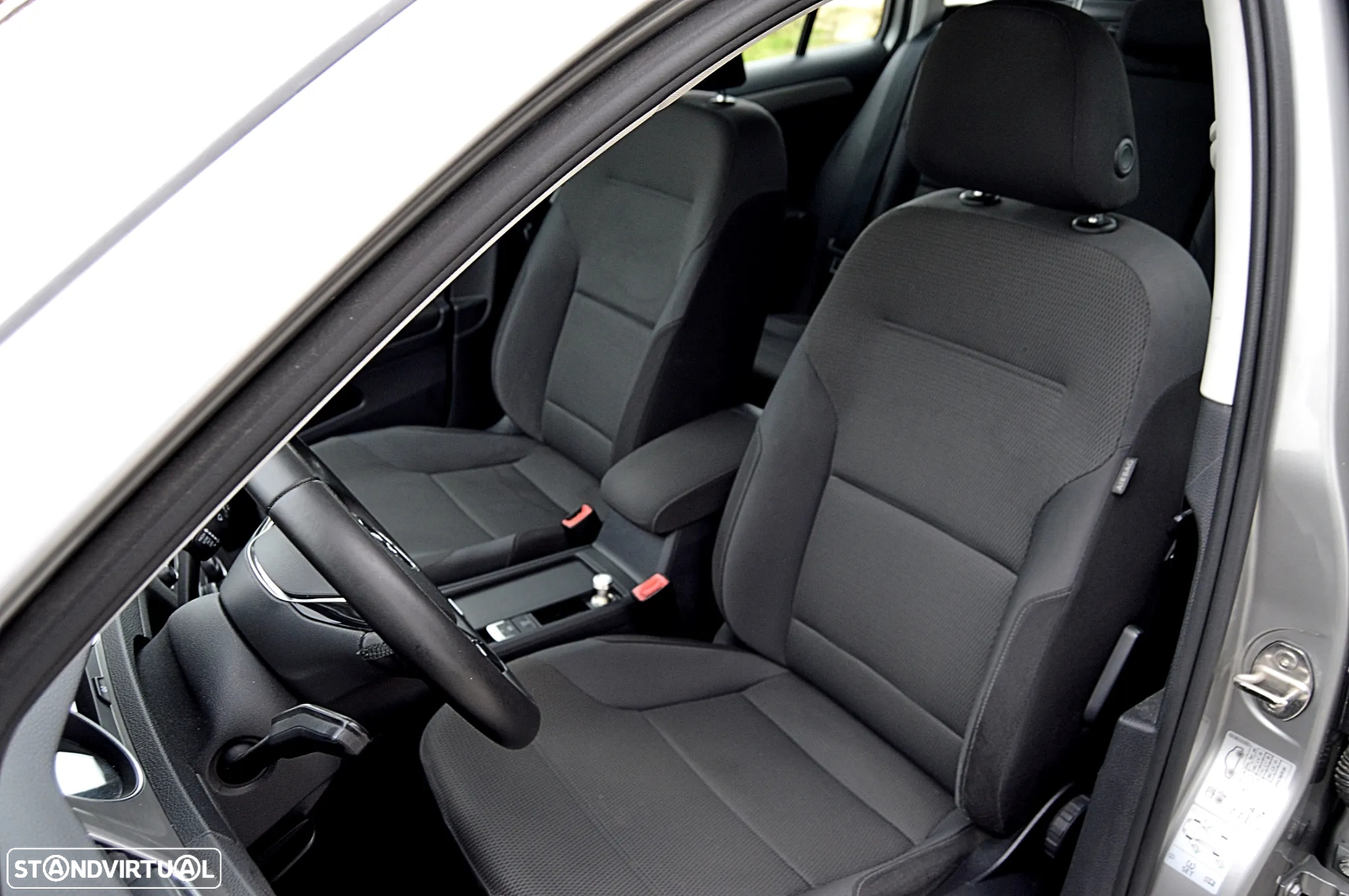 VW Golf 1.6 TDi GPS Edition - 14