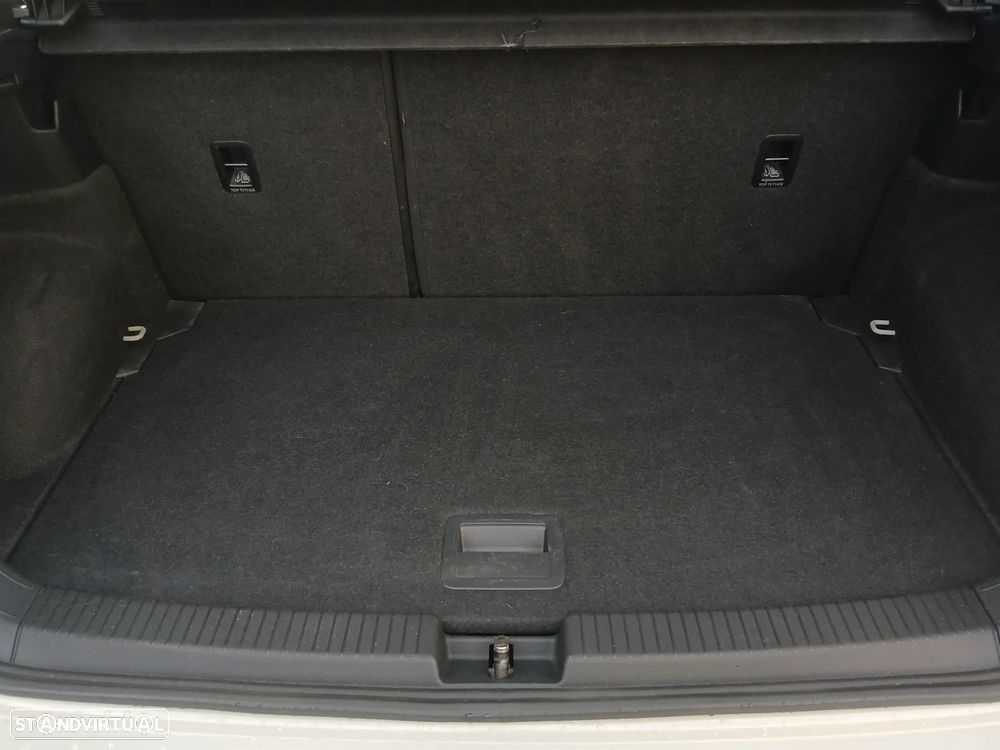 VW T-Cross 1.0 TSI Life - 29
