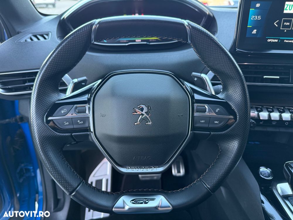 Peugeot 3008 Hybrid4 300 e-EAT8 GT Pack - 37