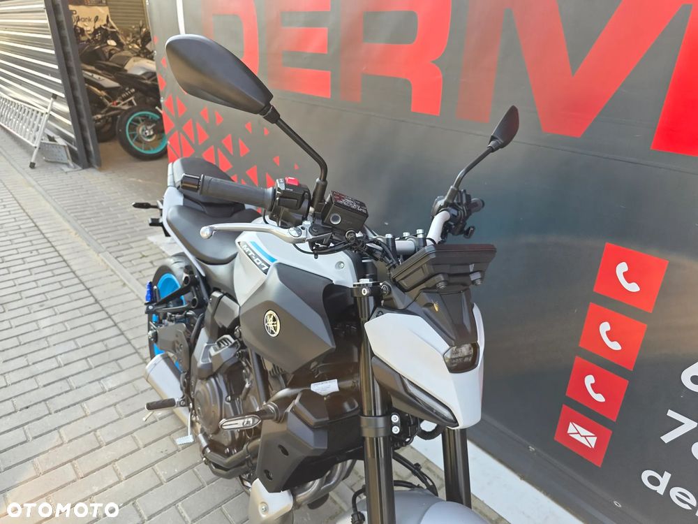 Yamaha MT - 24