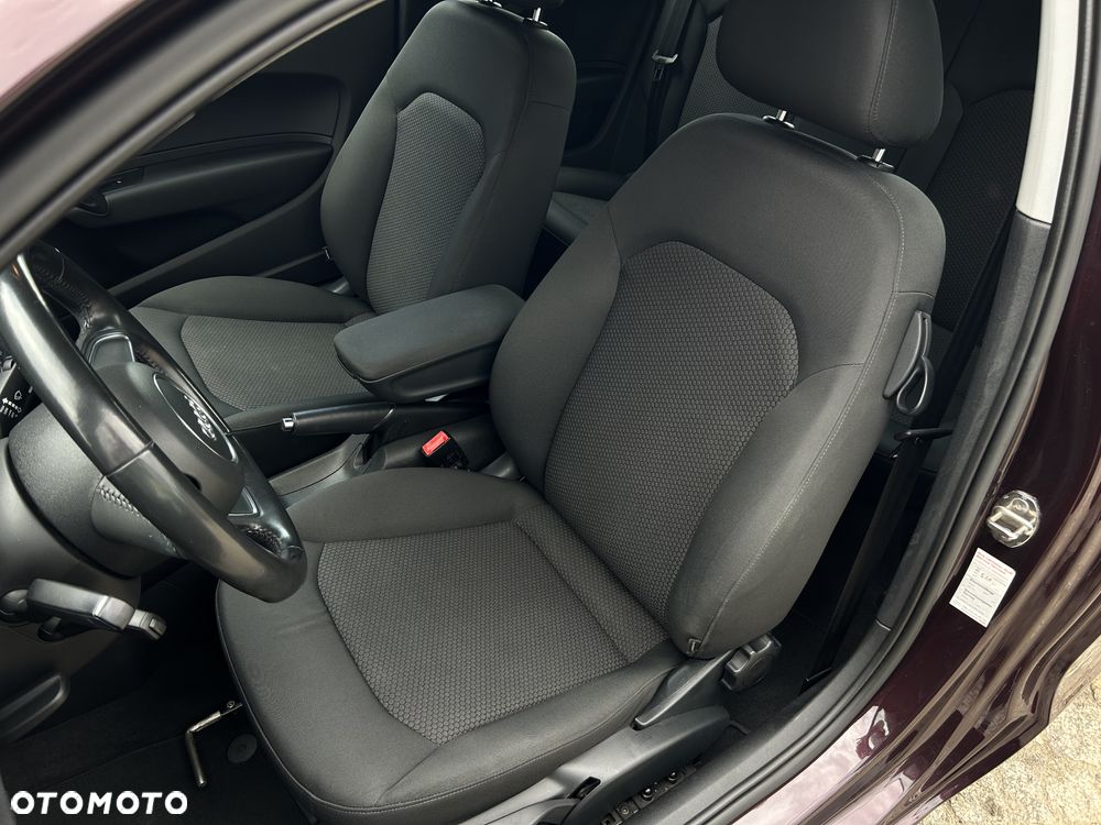 Audi A1 3-drzwiowe 1.2 TFSI Attraction - 12