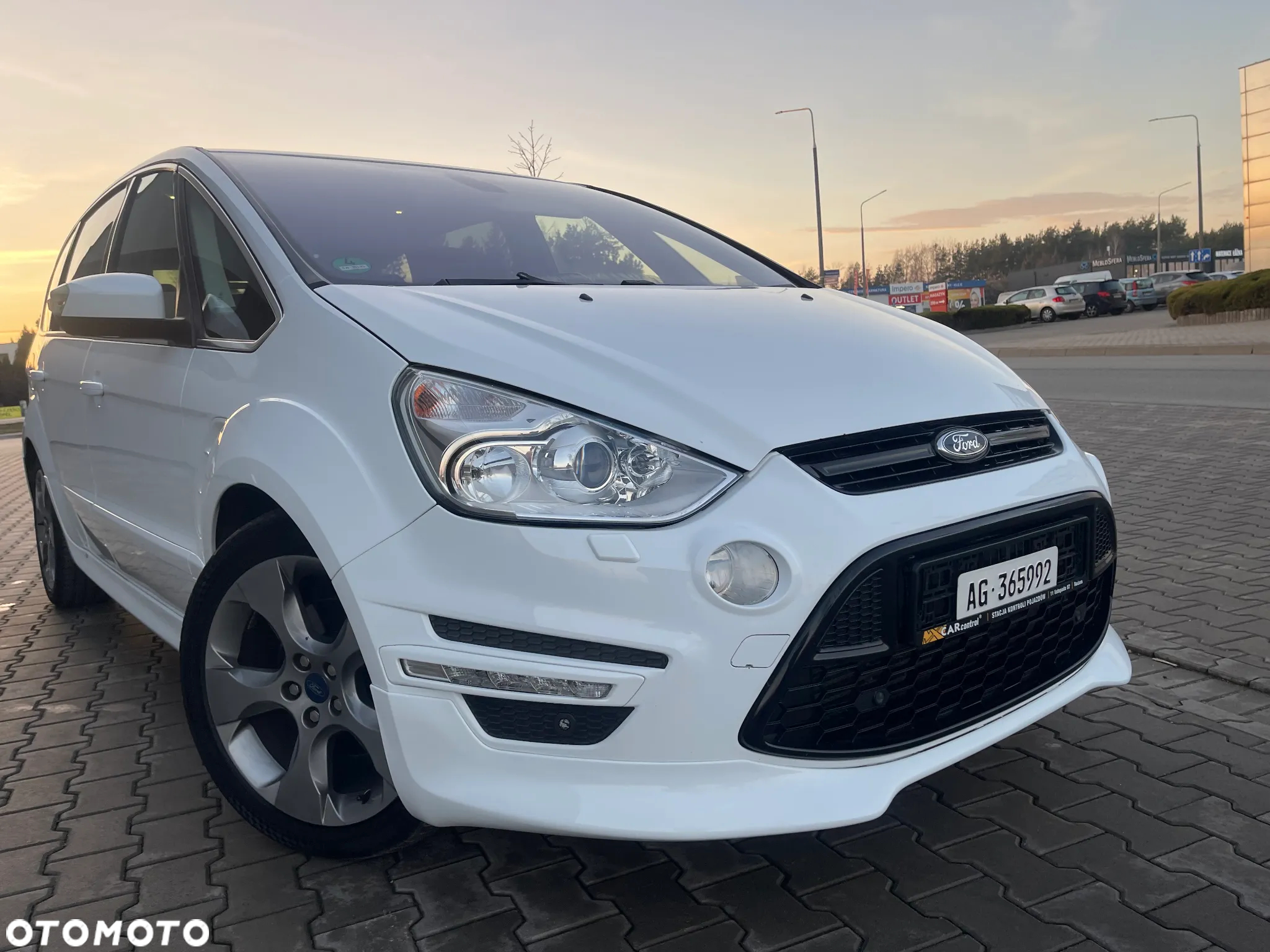 Ford S-Max - 18