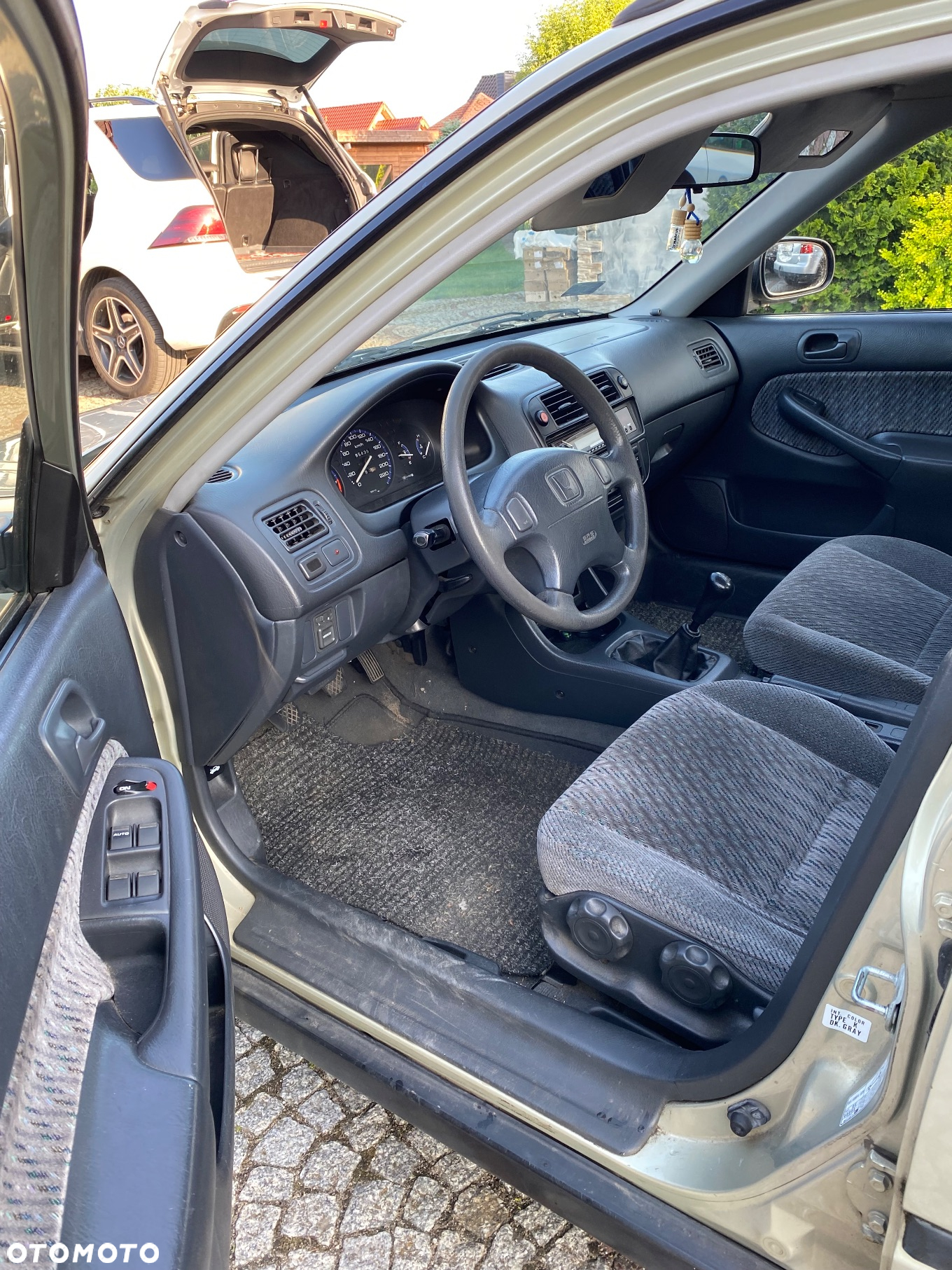 Honda Civic 1.4i SR - 9