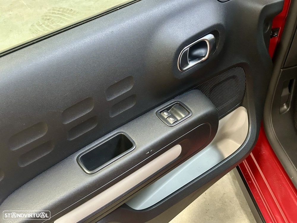 Citroën C3 1.2 PureTech Shine - 31