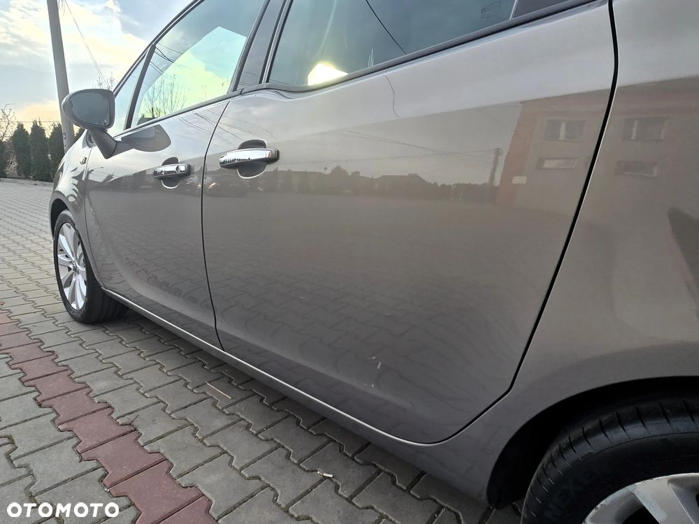 Opel Meriva 1.4 150 Jahre - 16