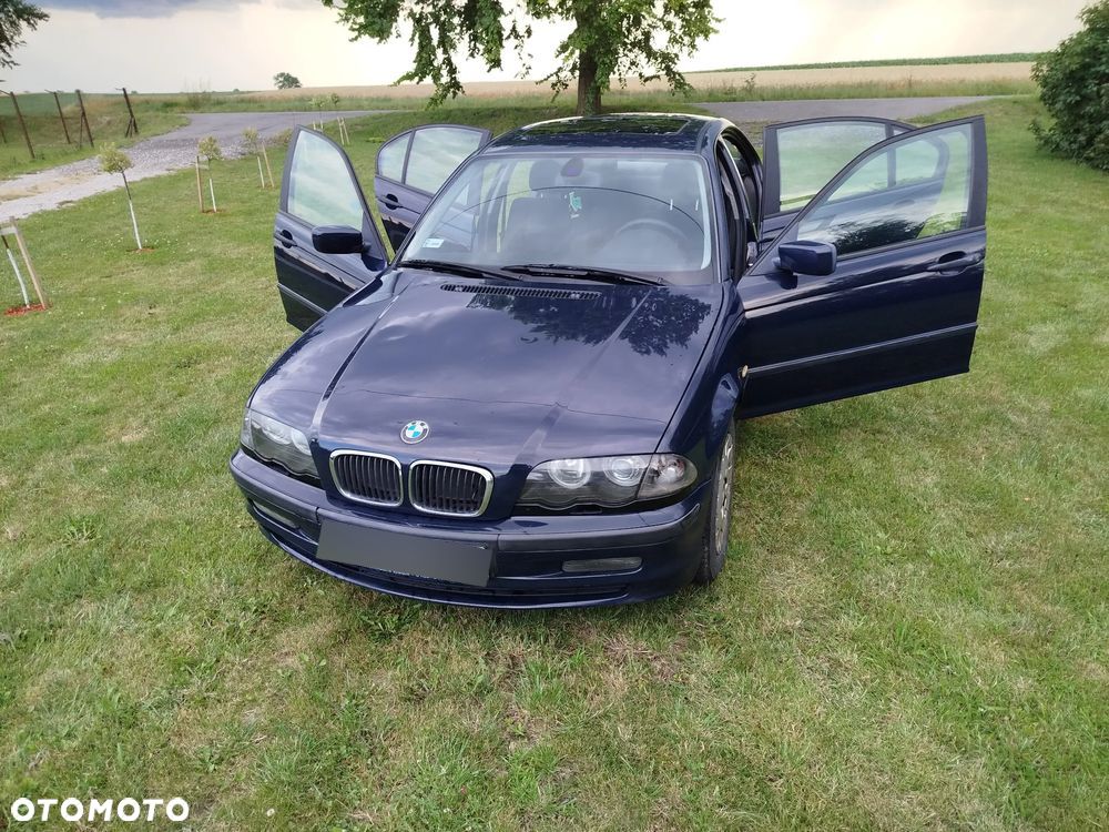 BMW Seria 3 316i - 1