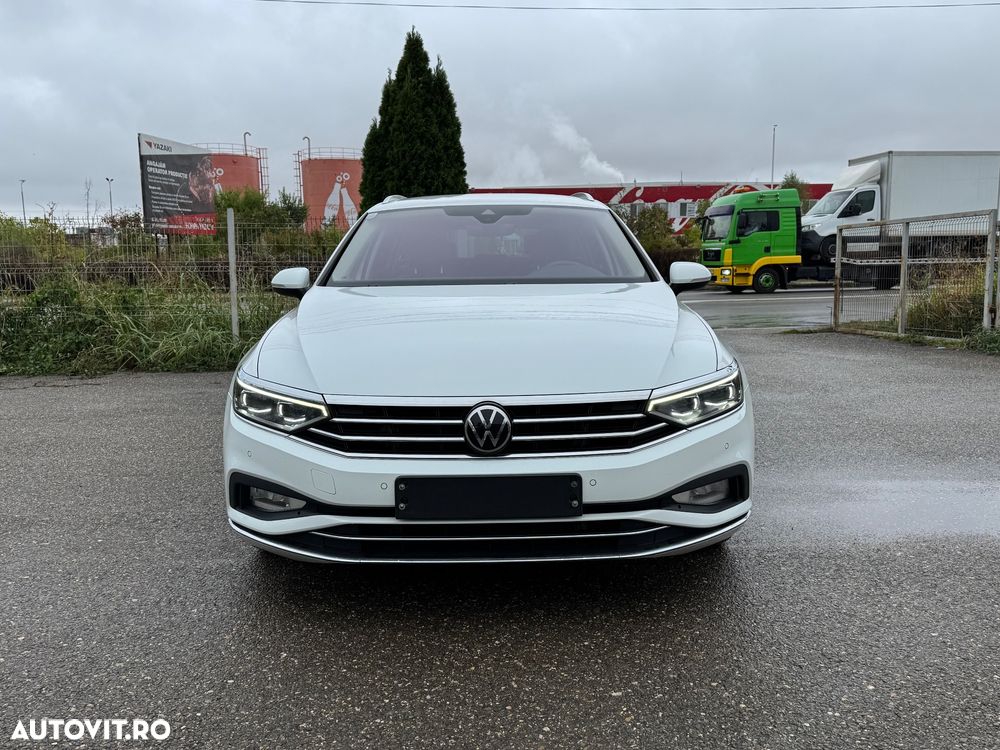 Volkswagen Passat Variant 2.0 TDI SCR DSG Elegance - 2