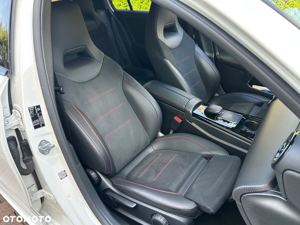Mercedes-Benz Klasa A 200 AMG Line 7G-DCT - 18