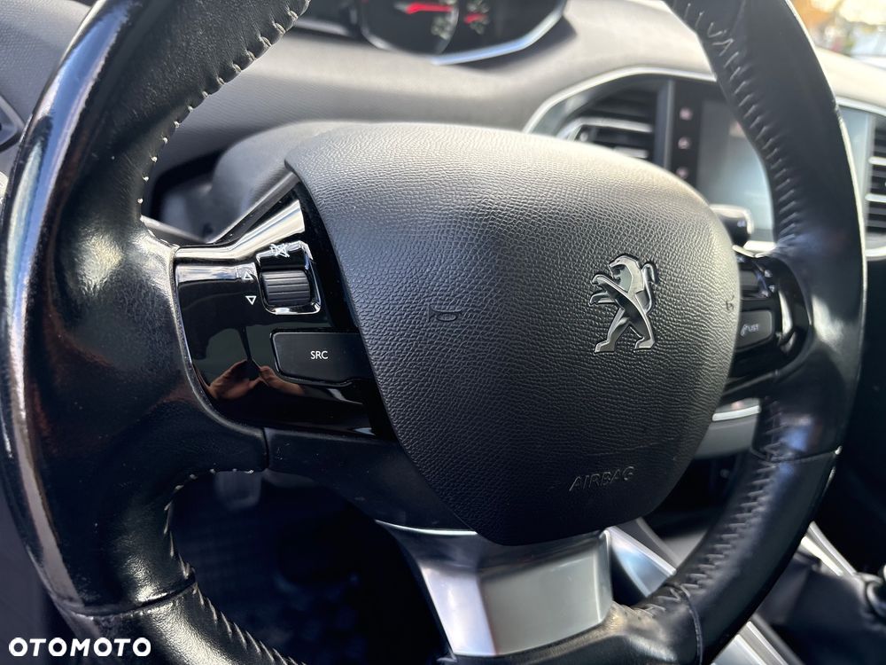 Peugeot 308 1.6 BlueHDi Business Line S&S - 16