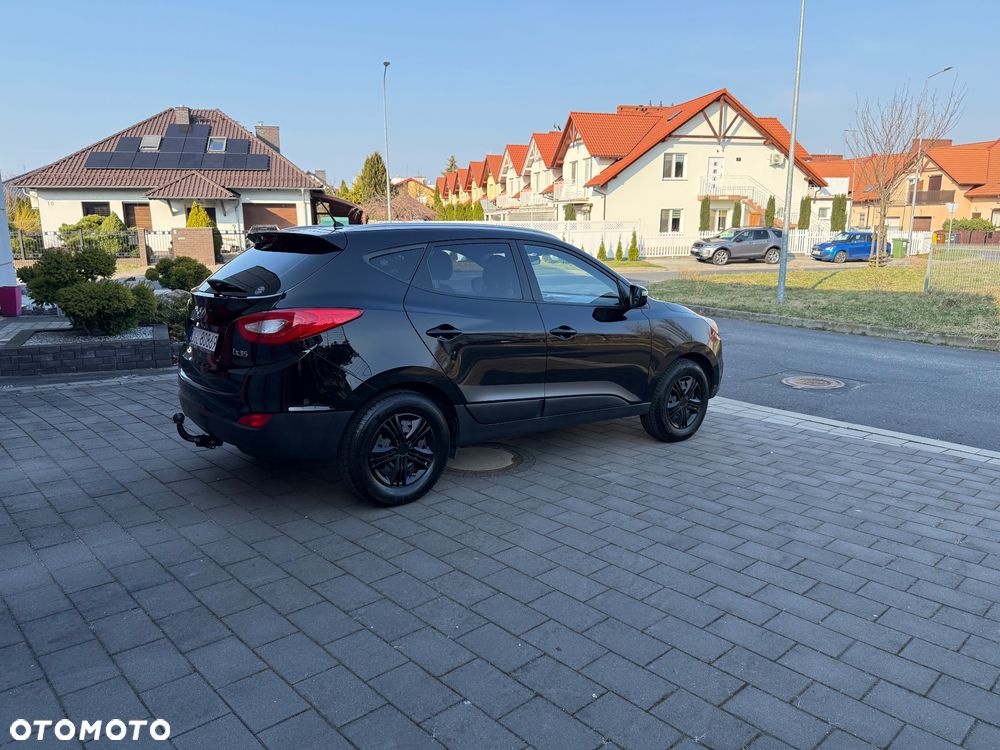 Hyundai ix35 1.6 2WD Fifa World Cup Edition - 9