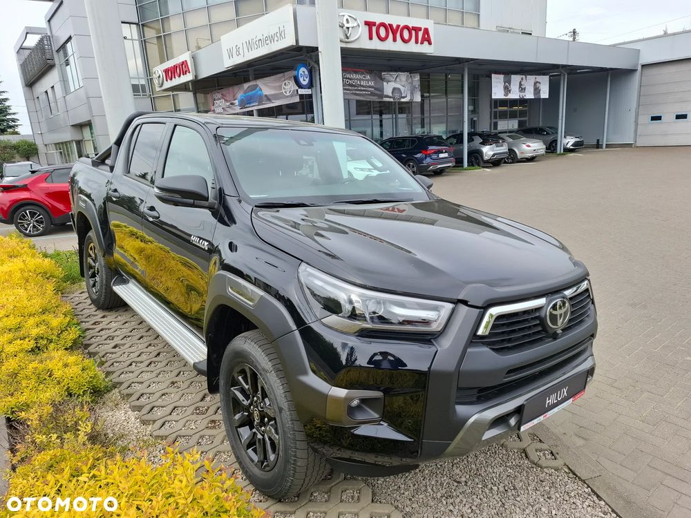 Toyota Hilux 2.8 D-4D Double Cab Invincible 4x4 - 2