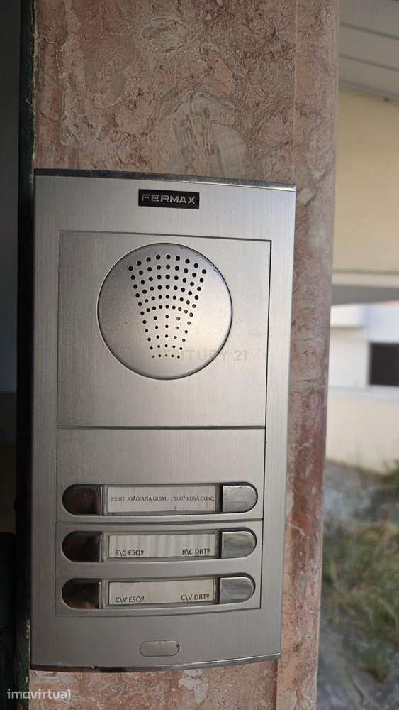 Apartamento T2 em Almada  1ºandar na praceta Infante Dona Beatriz - Grande imagem: 2/24