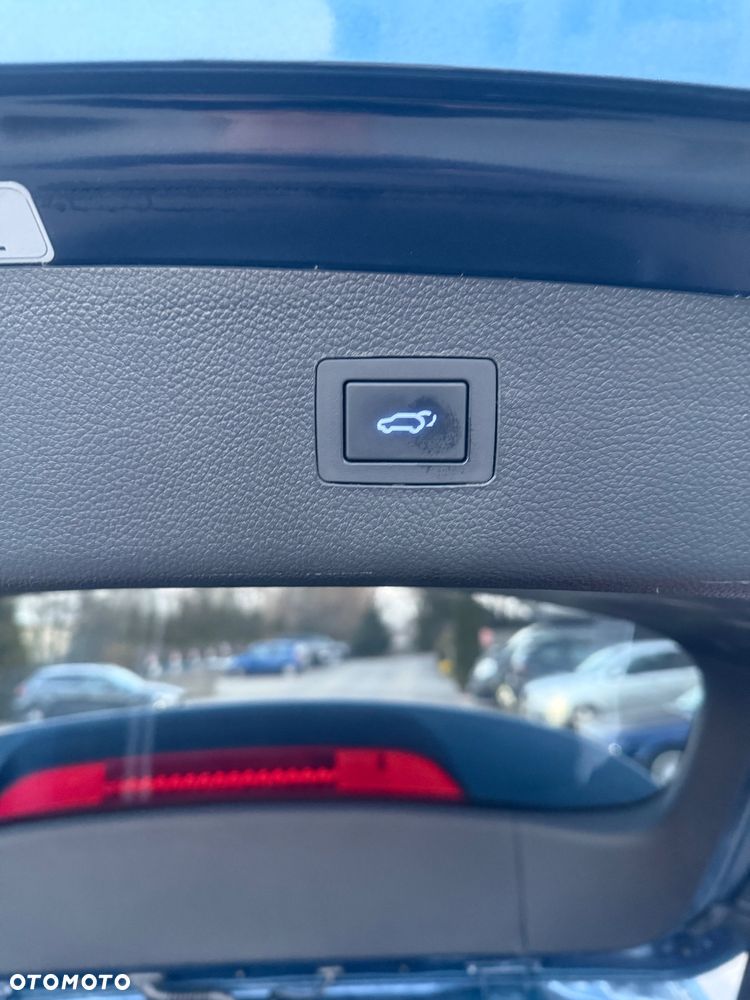 Hyundai i40 Kombi 1.7 CRDi DCT Premium - 36