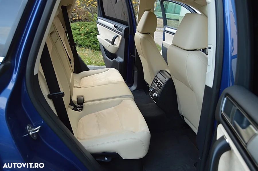 Volkswagen Touareg 3.0 V6 TDI SCR Blue Motion DPF Automatik - 14