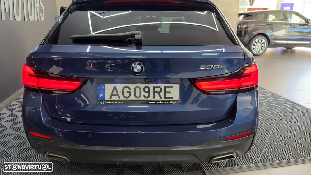 BMW 530 e Pack Desportivo M - 7