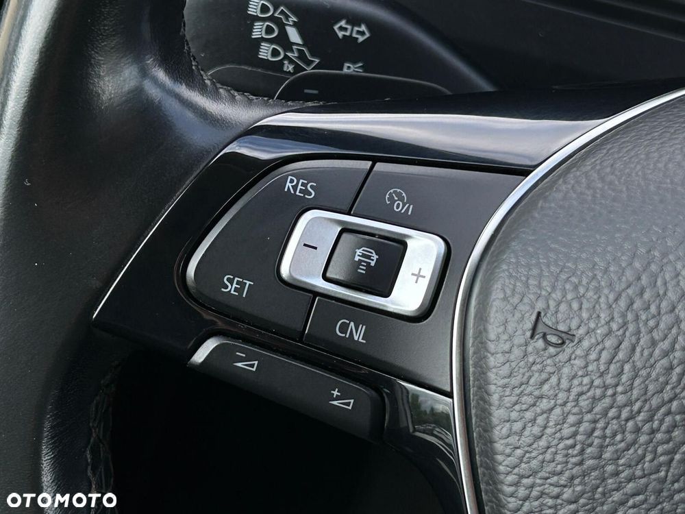 Volkswagen Caravelle 2.0 BiTDI L1 Comfortline 4Motion DSG - 27