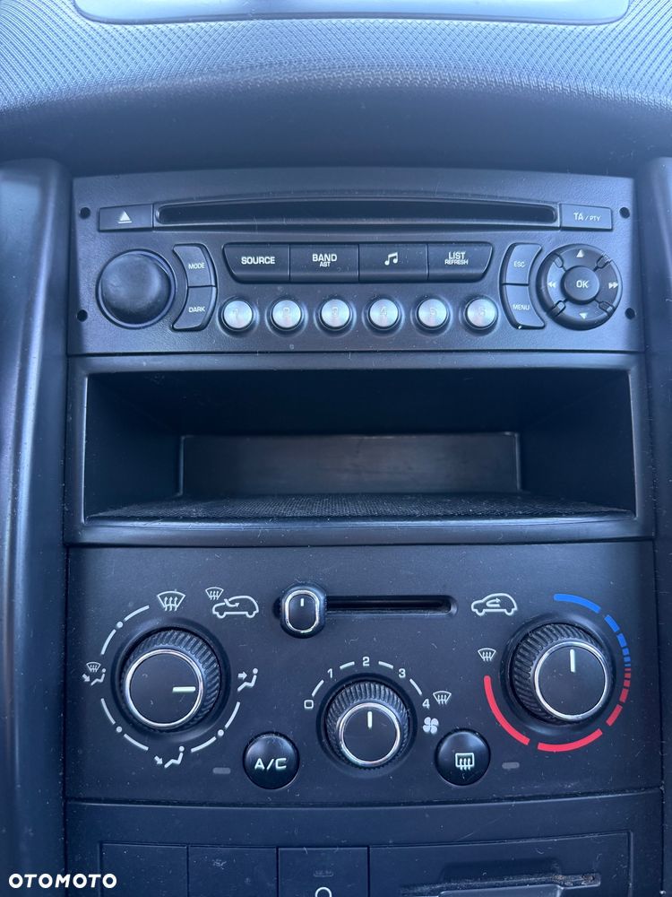 Peugeot 207 1.4 Access - 14