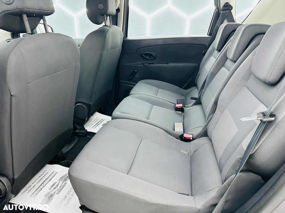 Renault Scenic 1.6 16V 110 Authentique - 15