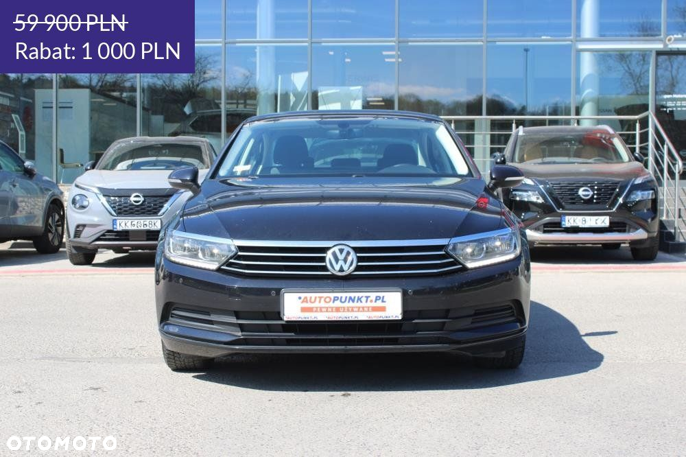 Volkswagen Passat - 2