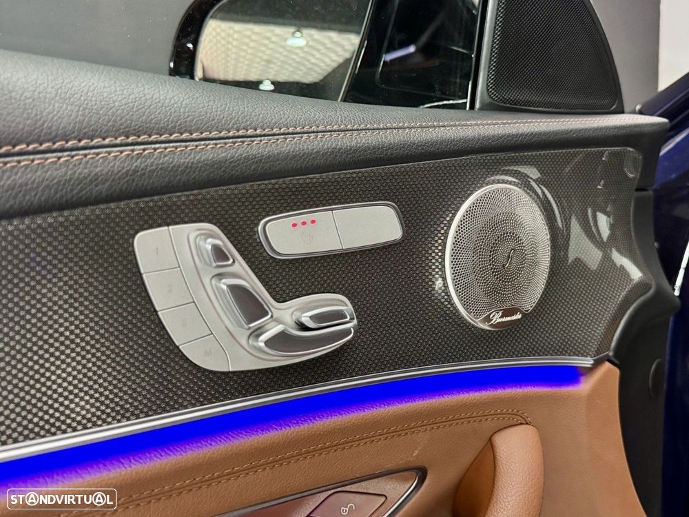 Mercedes-Benz E 300 de AMG Line 4Matic - 13