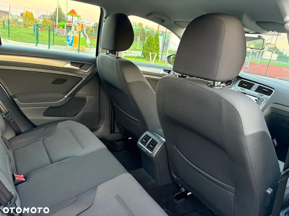 Volkswagen Golf 1.2 TSI BlueMotion Technology Comfortline - 12