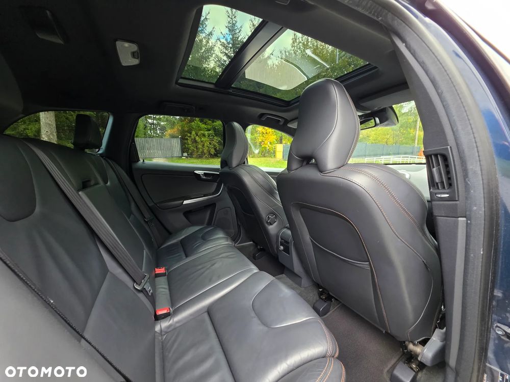 Volvo XC 60 - 35