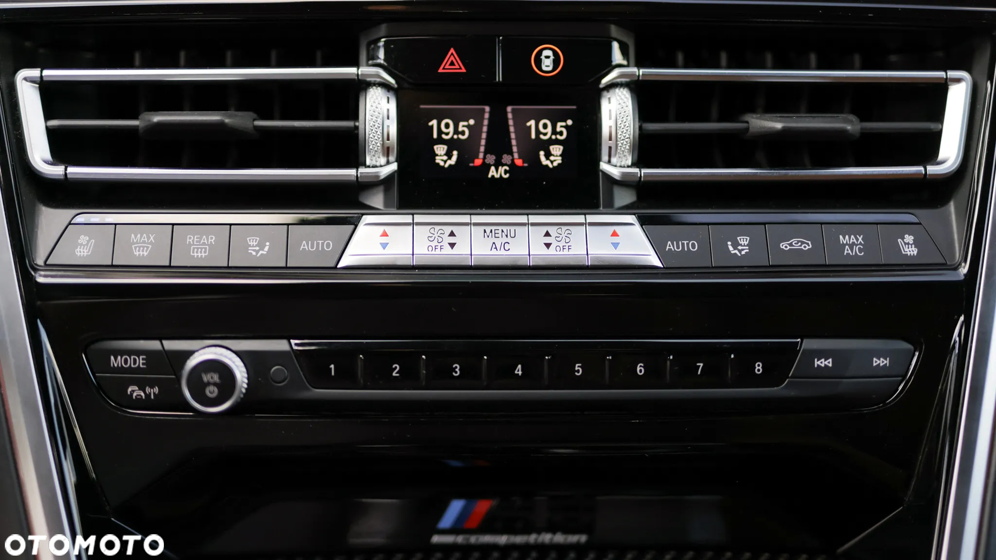BMW M8 Competition - 23