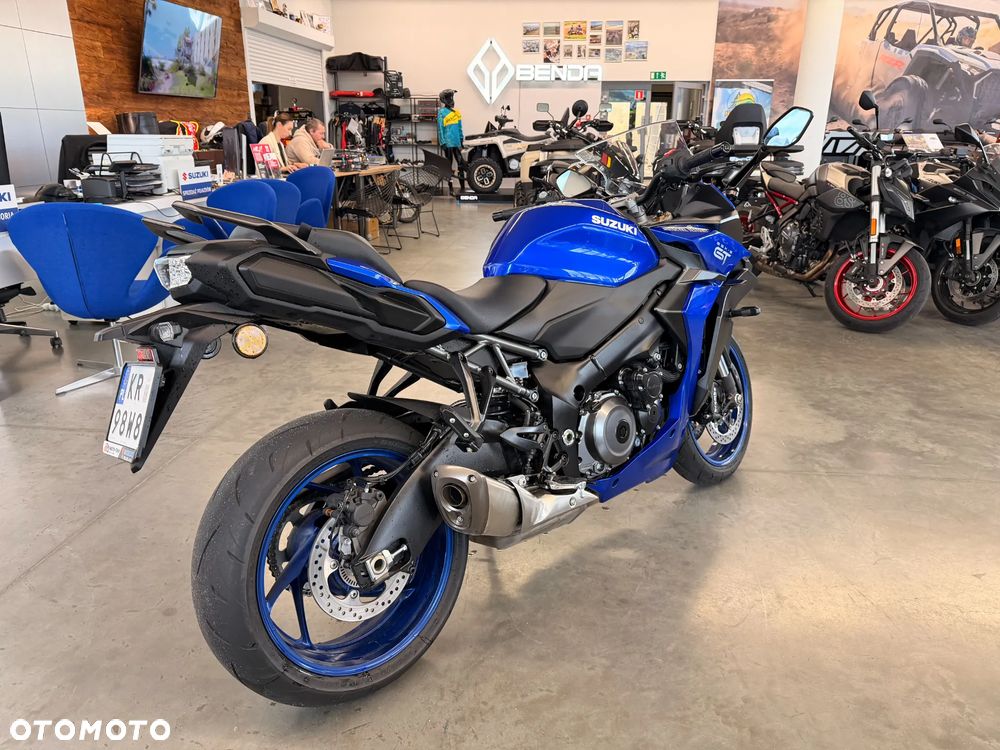 Suzuki GSX 1000 - 4