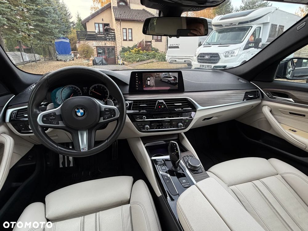 BMW Seria 5 525d M Sport sport - 8