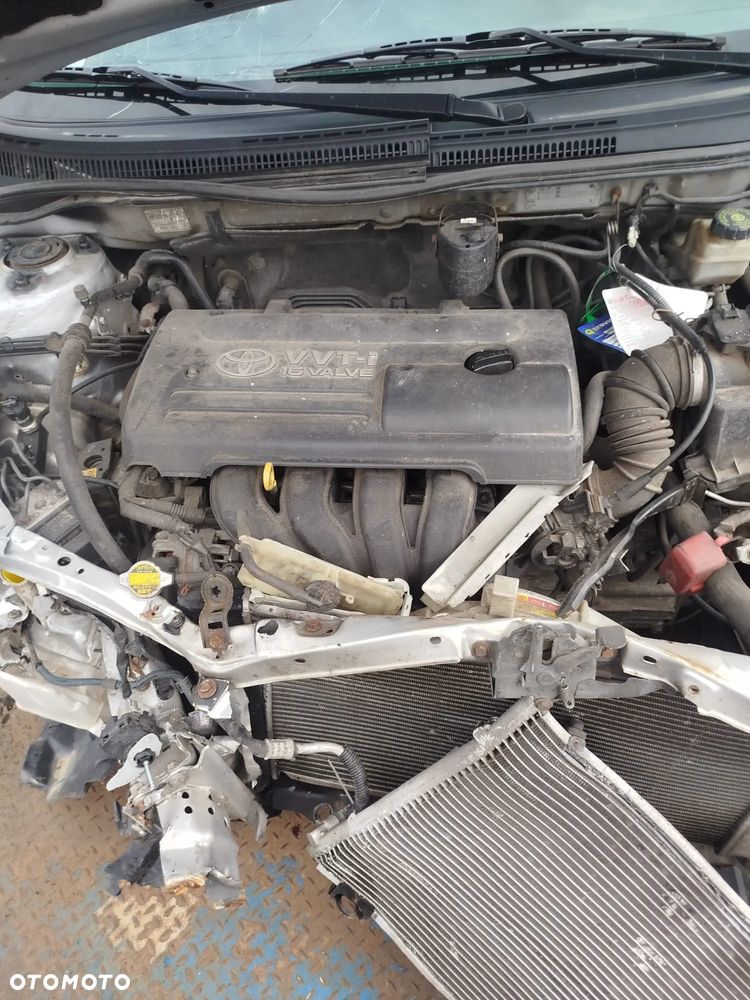 Toyota Corolla  e 12 na części. - 5