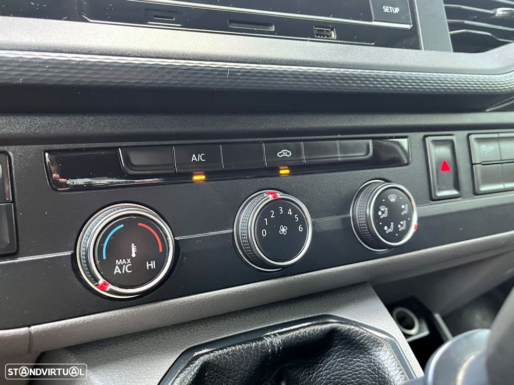 VW Transporter 2.0 TDI Extra AC - 38