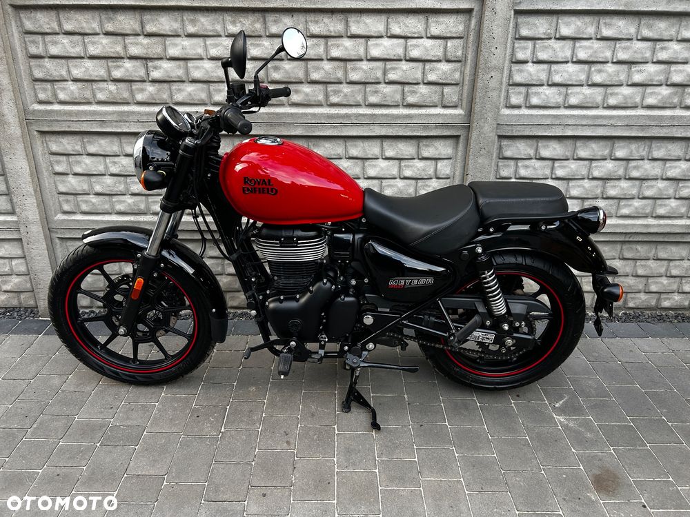 Royal Enfield Meteor - 14