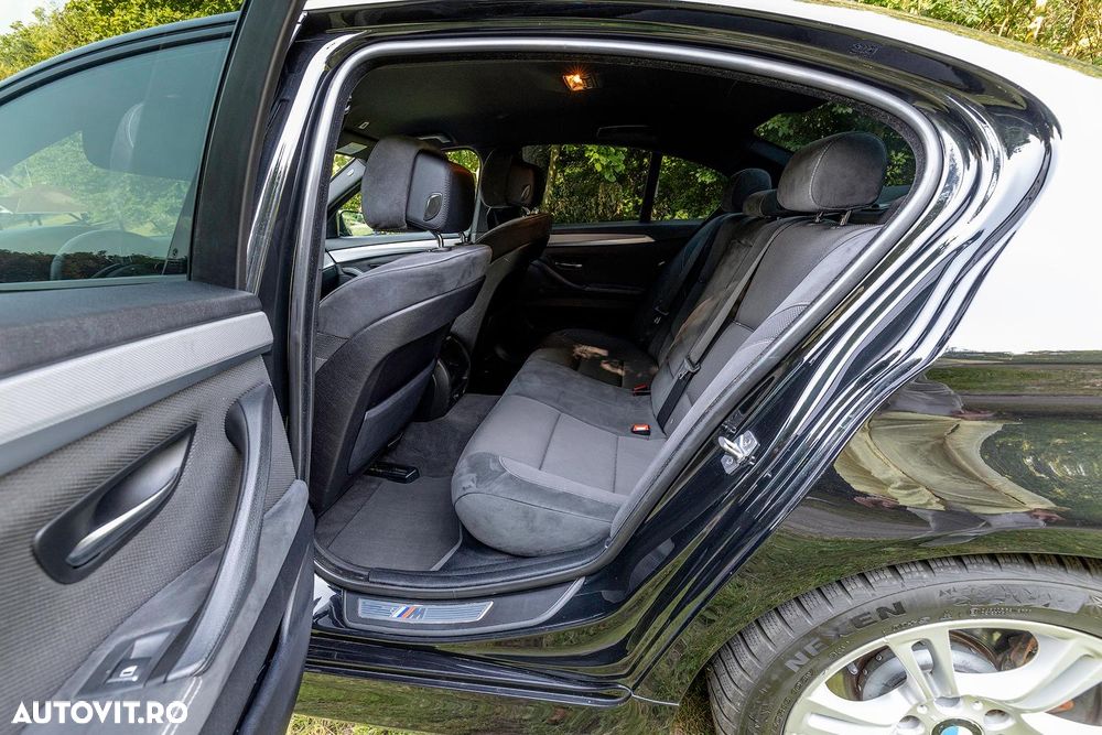 BMW Seria 5 520d Sport-Aut. - 12