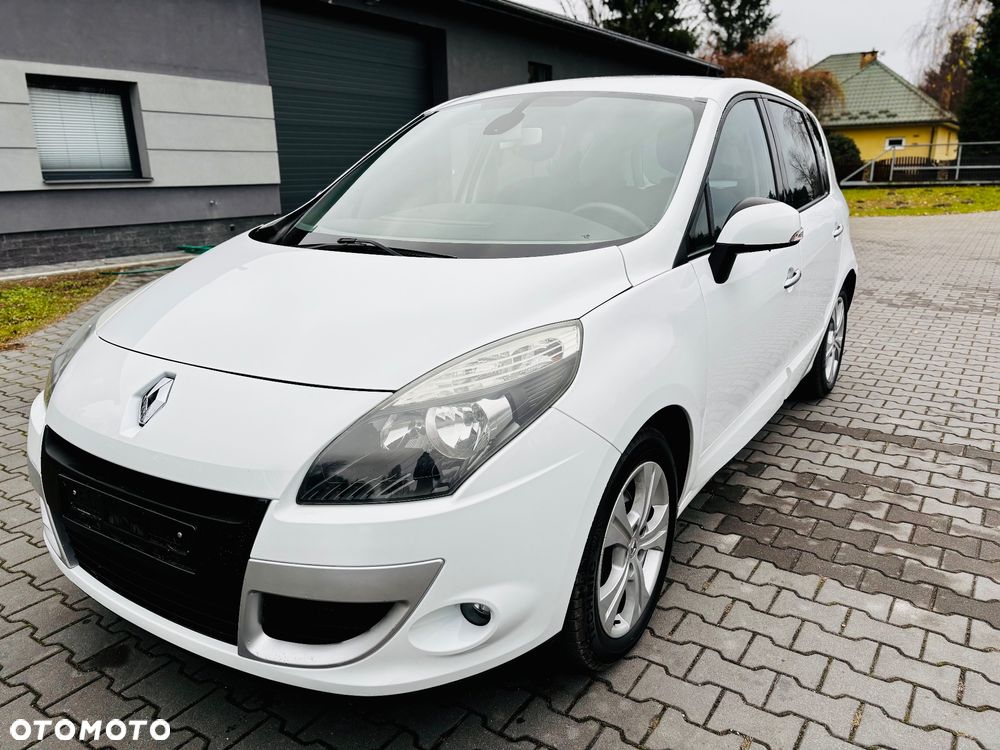 Renault Scenic 2.0 16V Bose Edition CVT - 23