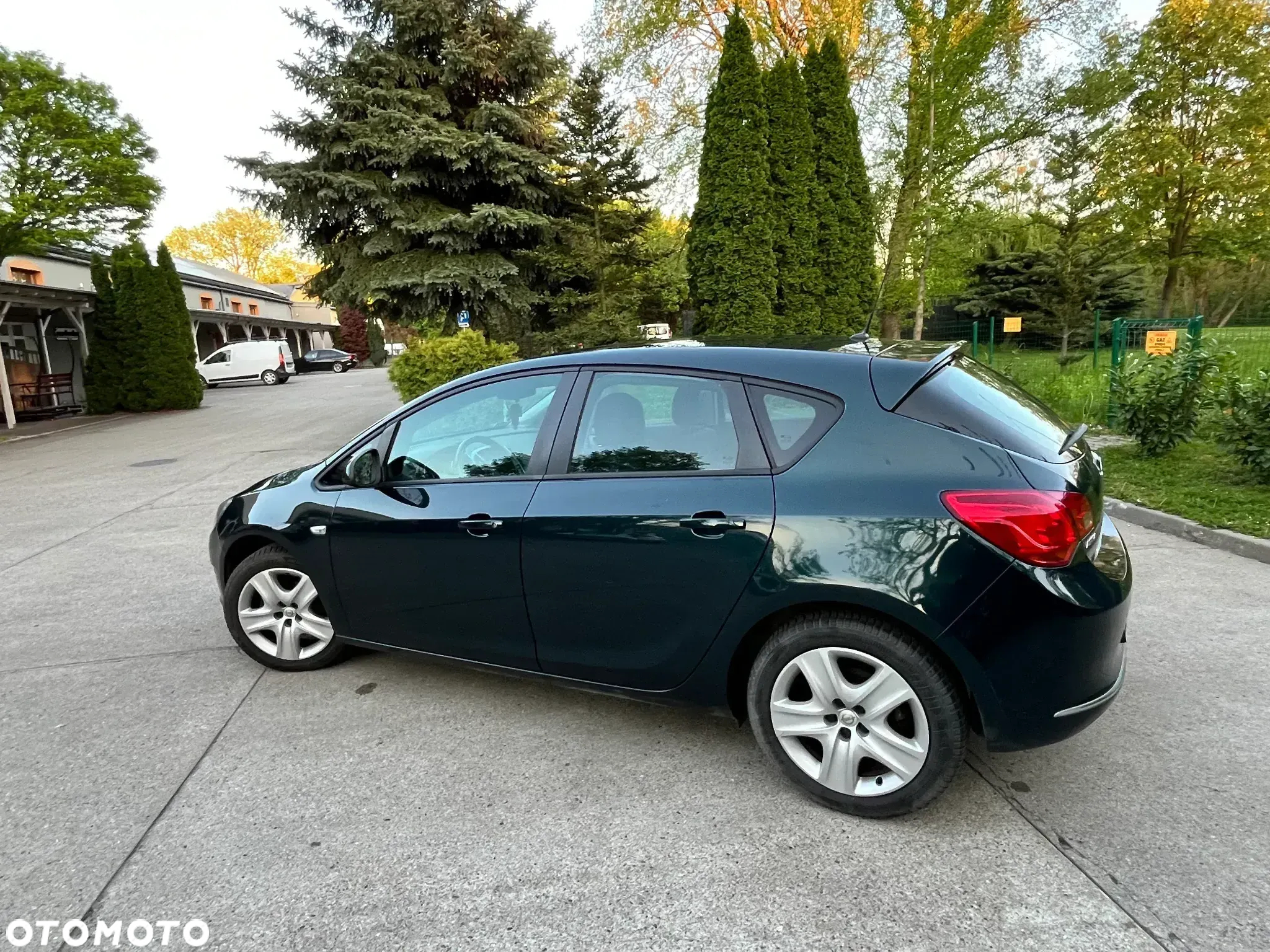 Opel Astra IV 1.4 T Enjoy - 17