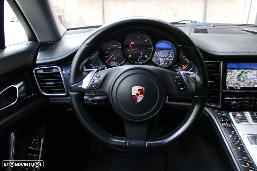 Porsche Panamera 3.0 V6 - 34
