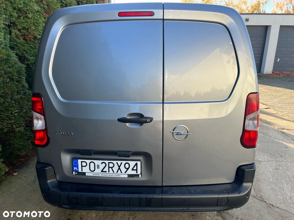 Opel COMBO - 4