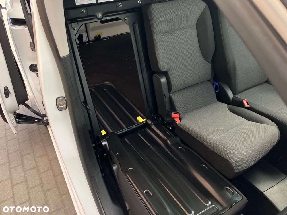 Toyota PROACE CITY - 22