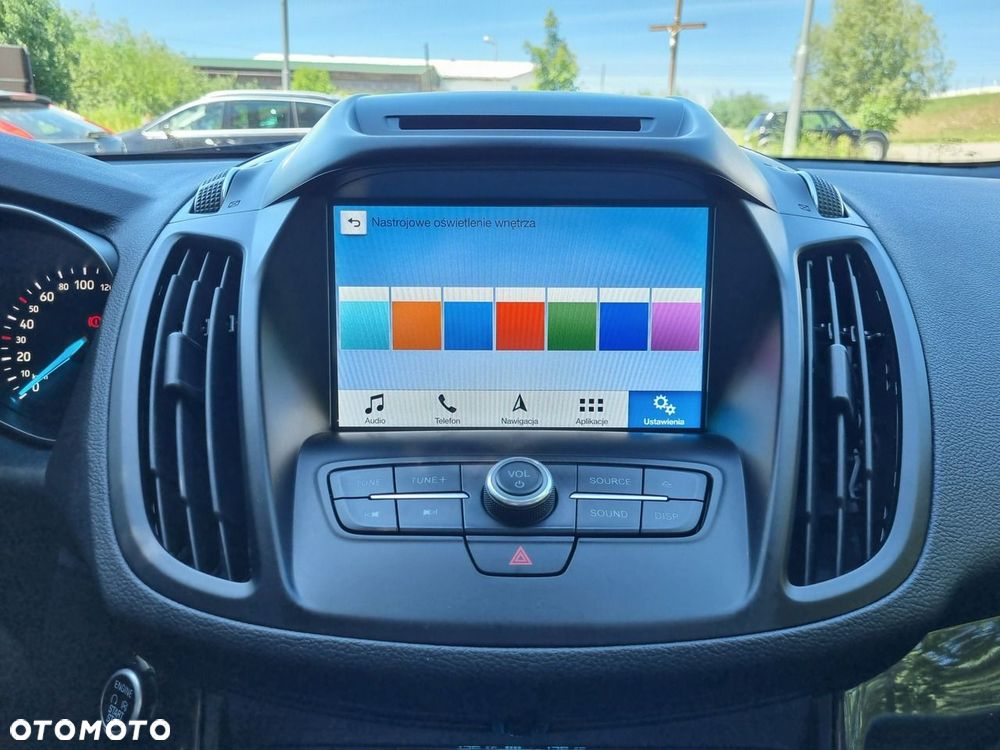 Ford Kuga 1.5 EcoBoost 2x4 Titanium - 23