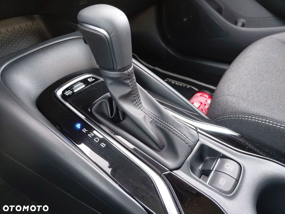 Toyota Corolla 1.8 Hybrid Comfort - 24