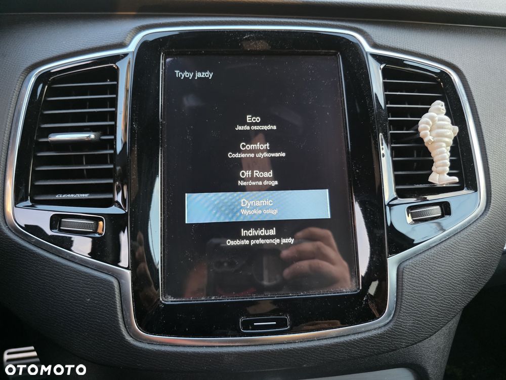 Volvo XC 90 - 33