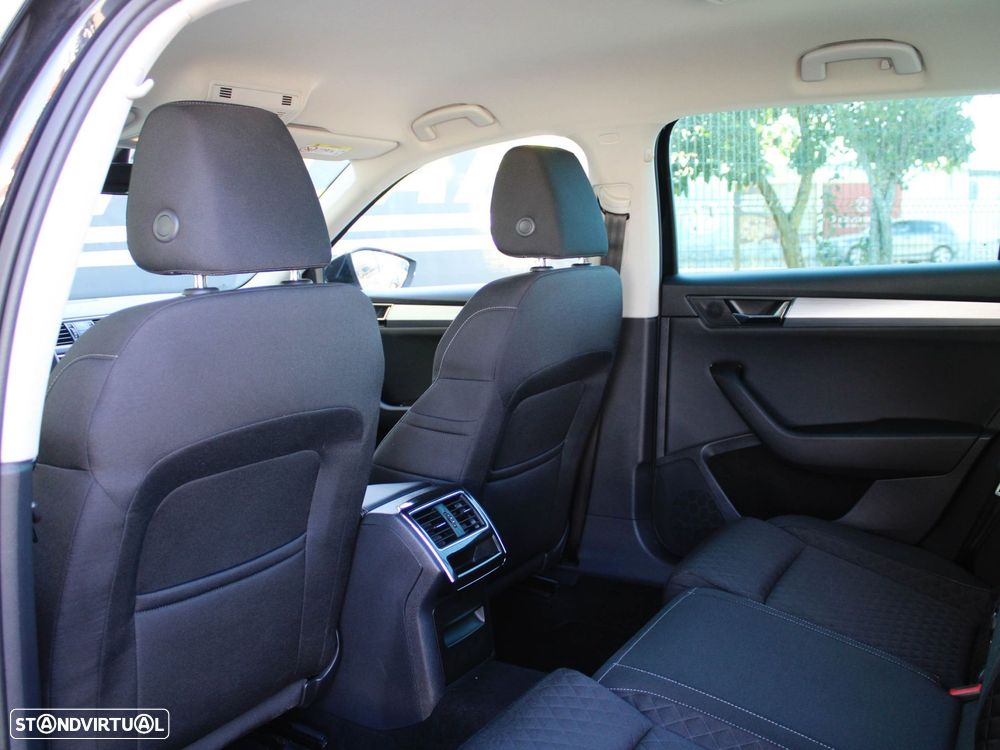 Skoda Superb Break 2.0 TDI Ambition DSG - 46