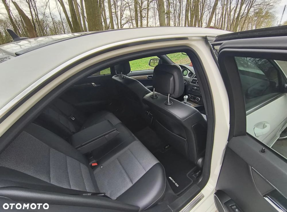Mercedes-Benz Klasa C 200 Kompressor Elegance - 9