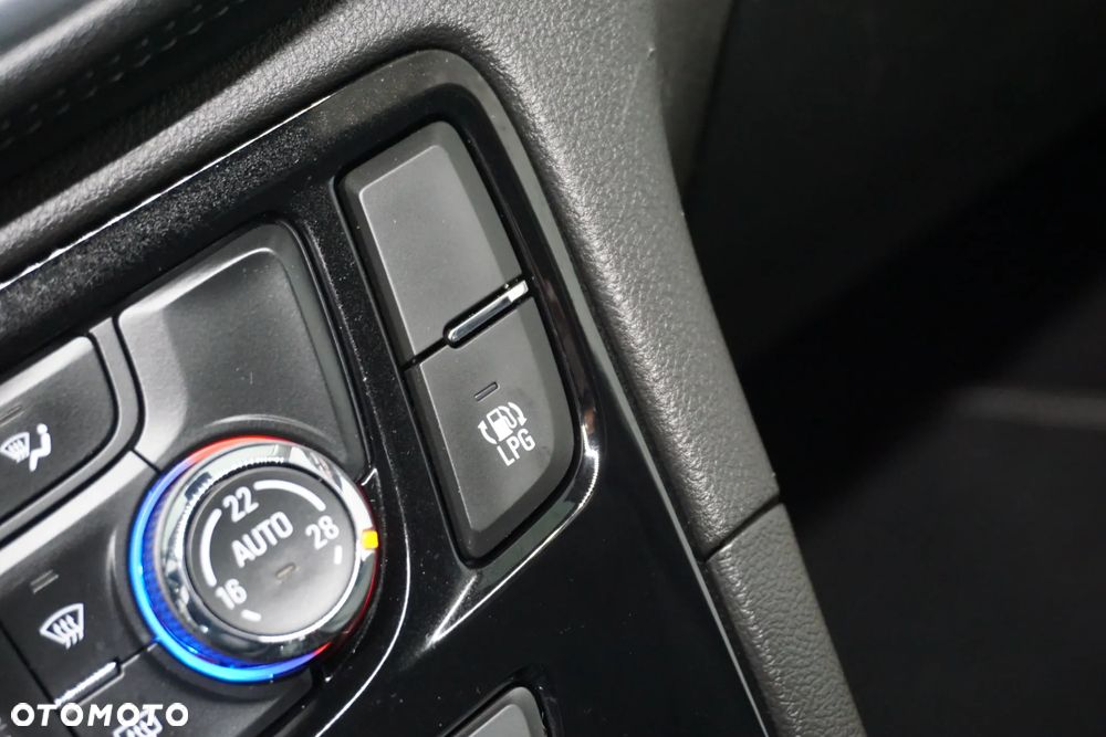 Opel Mokka 1.4 T Cosmo - 33