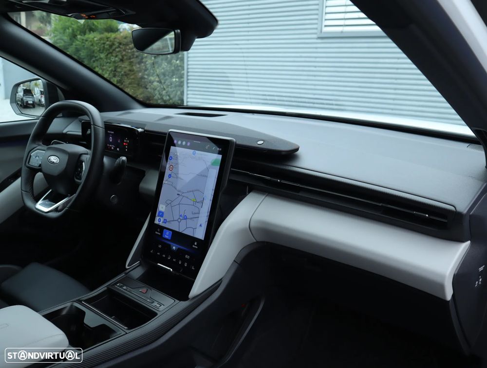 Ford Explorer 79 kWh Premium AWD - 22