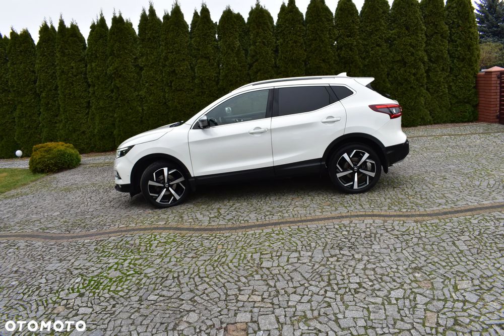 Nissan Qashqai 1.2 DIG-T Xtronic TEKNA+ - 3