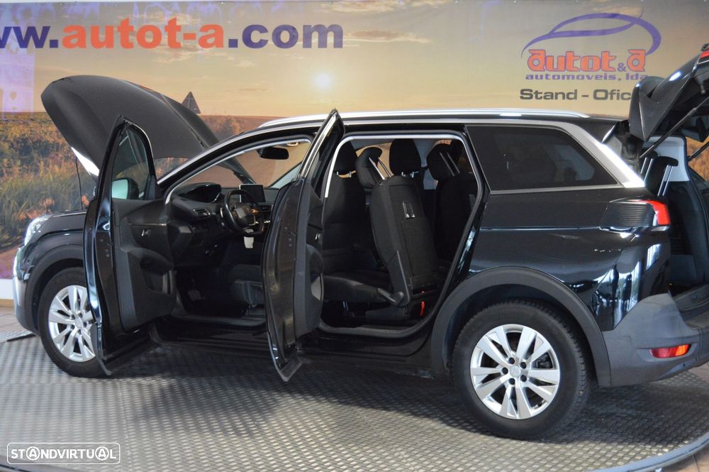 Peugeot 5008 1.2 PureTech Allure EAT6 - 11