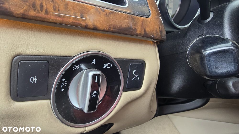 Mercedes-Benz CLS 500 BlueEFFICIENCY - 14