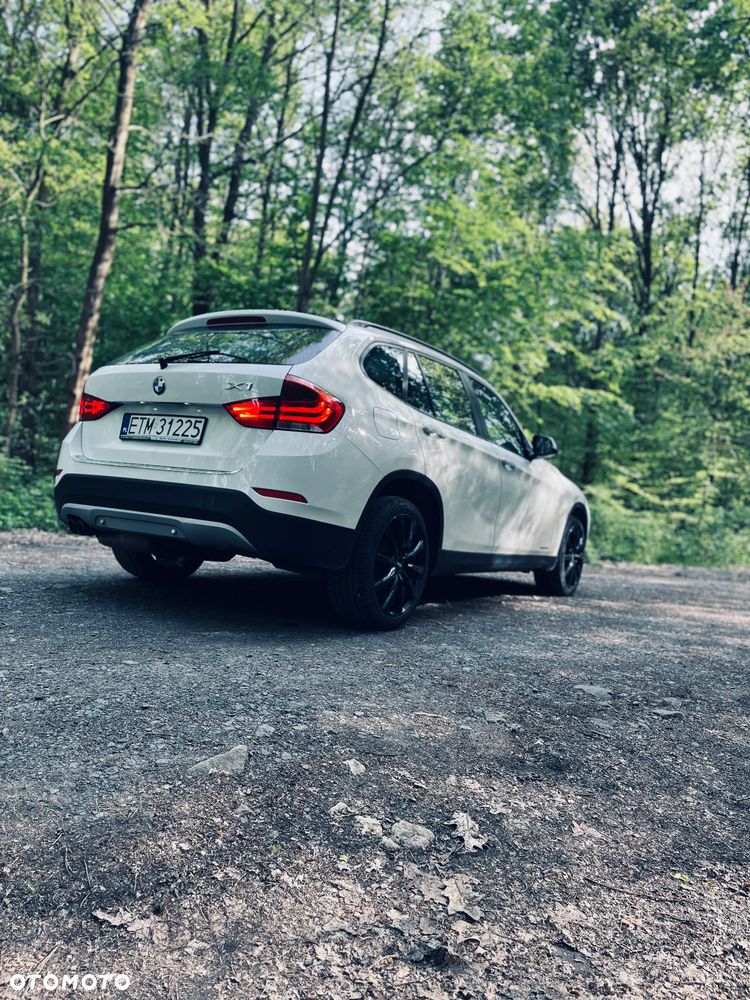 BMW X1 xDrive20i xLine - 1