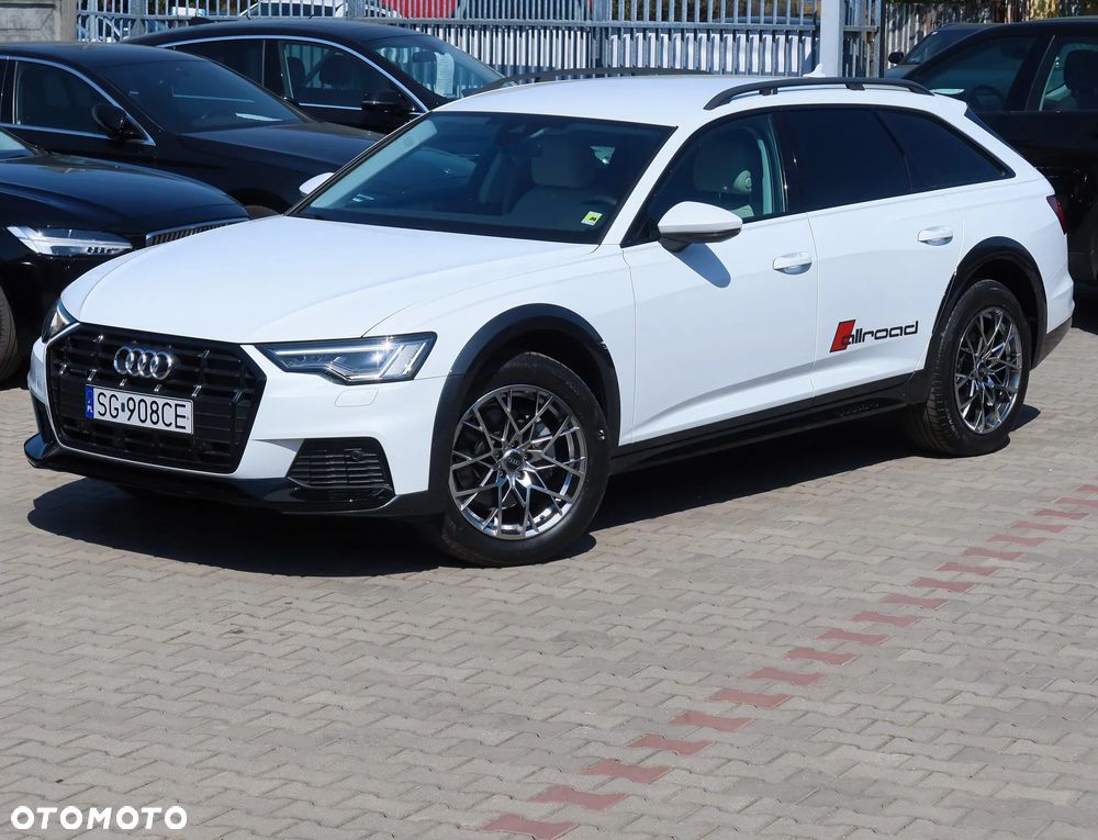 Audi A6 Allroad - 33